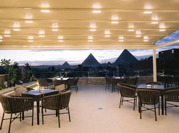Tuya Pyramids Inn Kafret el-Gabal المظهر الخارجي الصورة